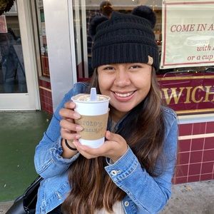 Meet your Posher, Arlette